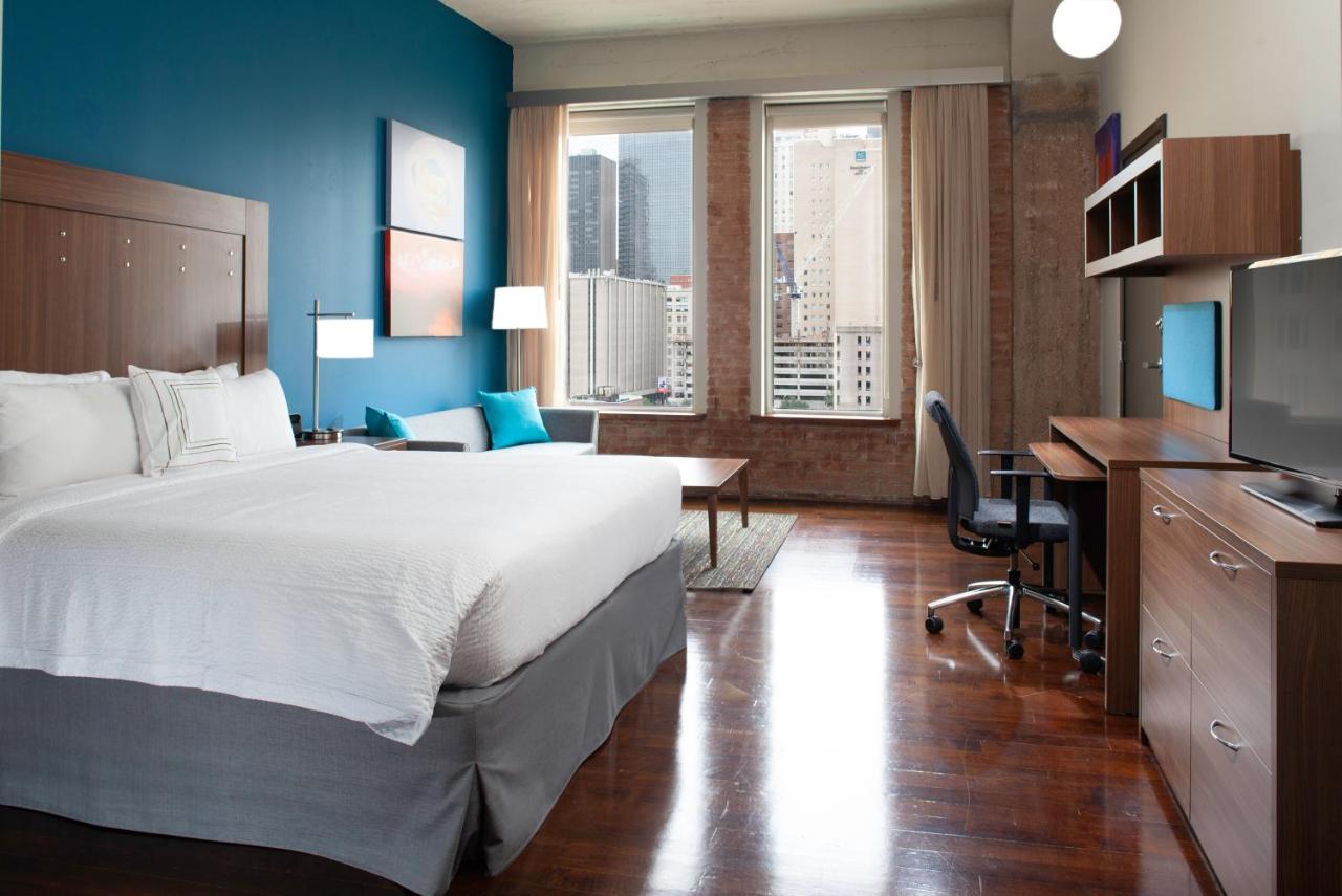 Towneplace Suites By Marriott Dallas Downtown Exterior foto